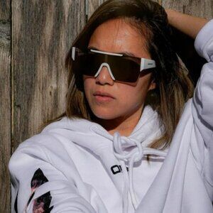 Burberry BE4291 3007/H Shield Sunglasses - White/Grey Tampo Burberry Silver